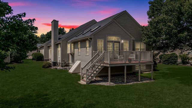 27 Gleneagle Drive, Bedford, NH 03110