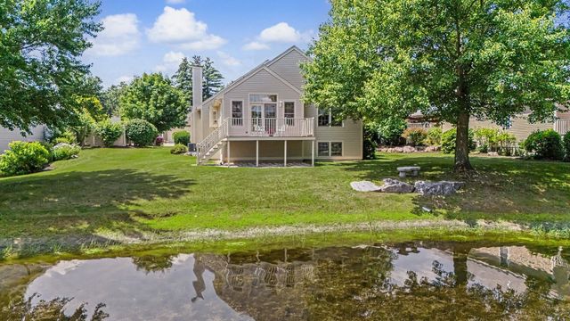 27 Gleneagle Drive, Bedford, NH 03110