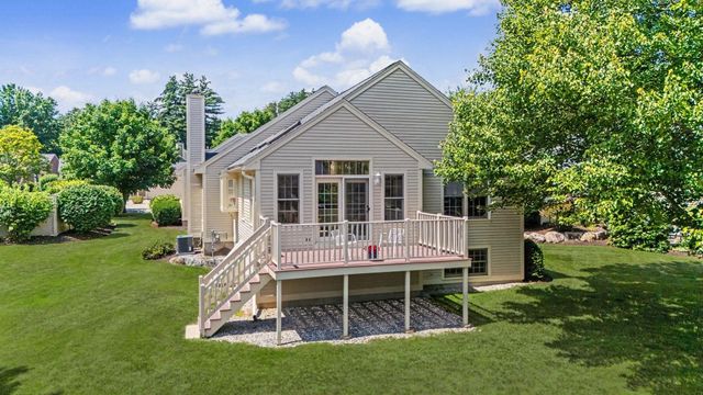 27 Gleneagle Drive, Bedford, NH 03110