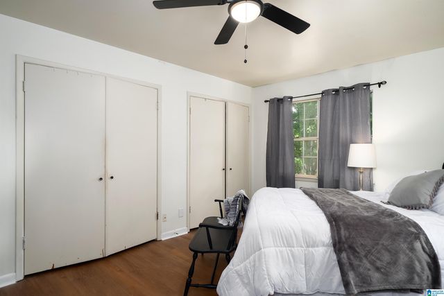 2703 Southbury Cir, Vestavia Hills, AL 35216