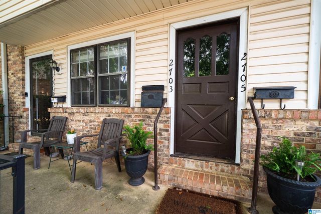 2703 Southbury Cir, Vestavia Hills, AL 35216
