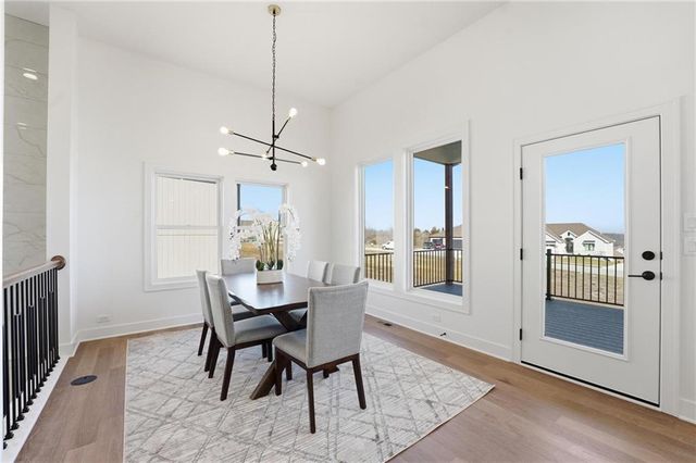 1520 NE Stewart Place, Lee's Summit, MO 64064