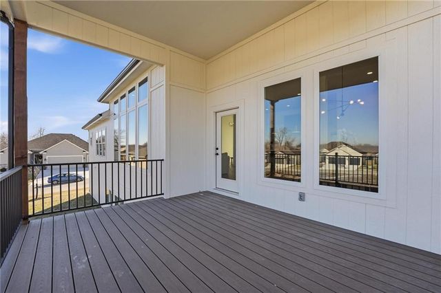 1520 NE Stewart Place, Lee's Summit, MO 64064