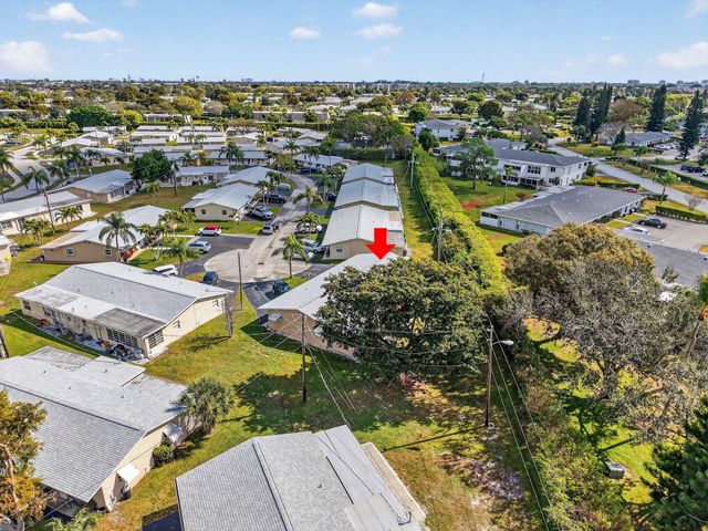 2824 Crown Court, Delray Beach, FL 33445