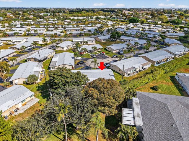 2824 Crown Court, Delray Beach, FL 33445