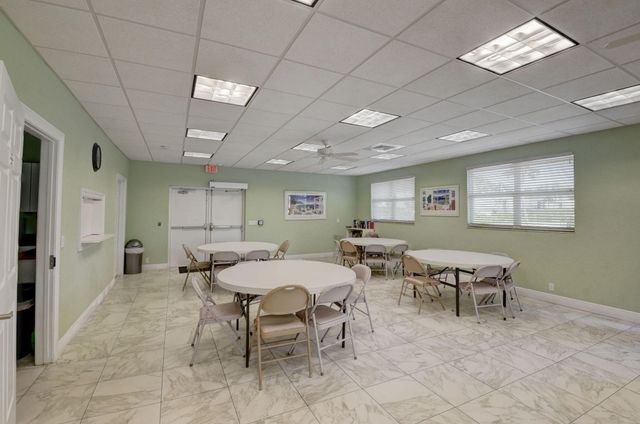 2824 Crown Court, Delray Beach, FL 33445