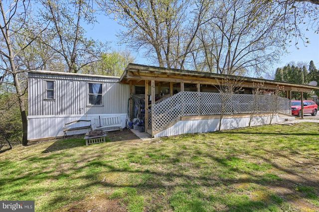 563 PINE DRIVE, York, PA 17406