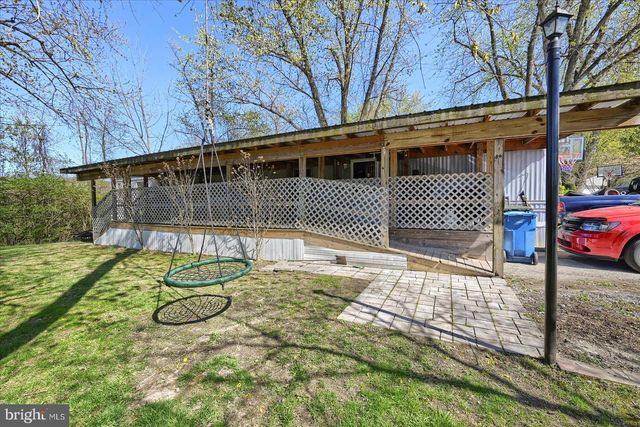 563 PINE DRIVE, York, PA 17406