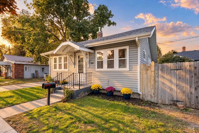 1707 4th St S, Nampa, ID 83651