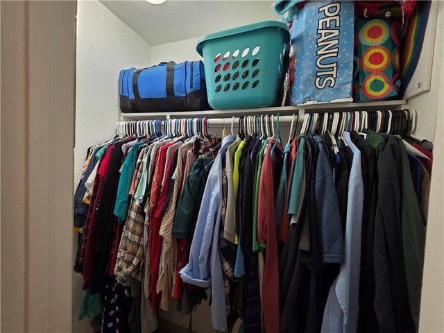 555 W Haystack Drive, Meadview, AZ 86444