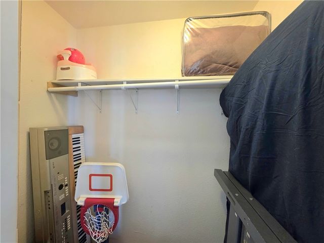 555 W Haystack Drive, Meadview, AZ 86444