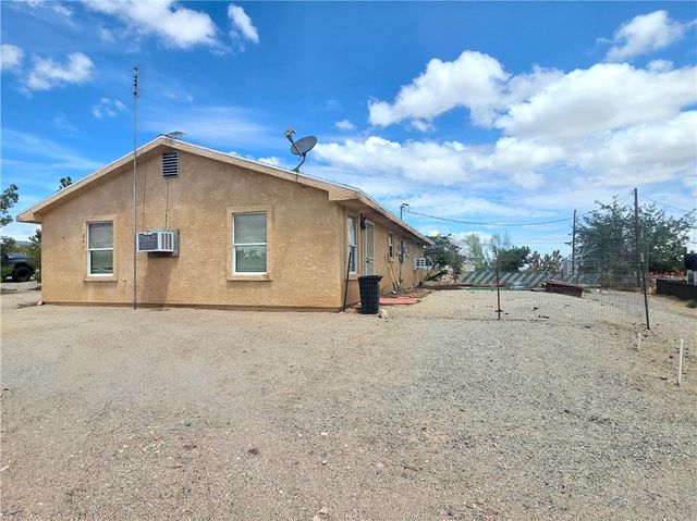 555 W Haystack Drive, Meadview, AZ 86444