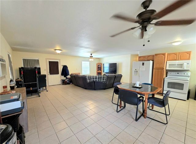 555 W Haystack Drive, Meadview, AZ 86444