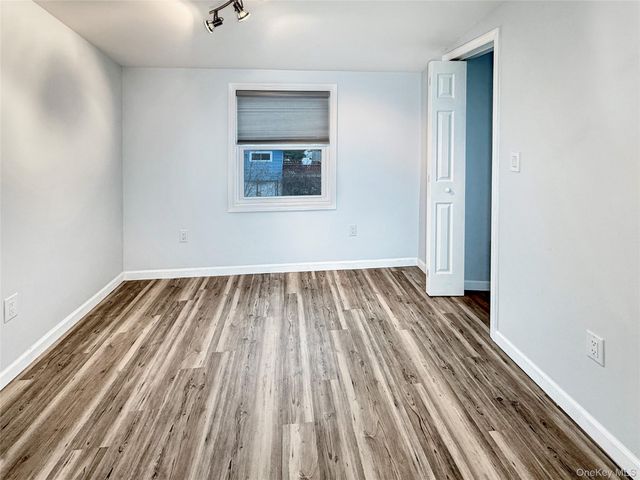 18 Grove Street, Highland, NY 12528