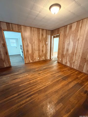 173 W DICKSON AVE, San Antonio, TX 78214