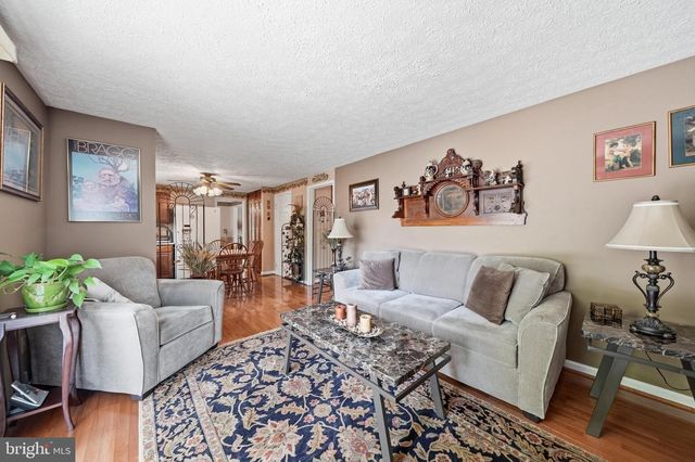 13 WARRIOR BROOK CT, Germantown, MD 20874