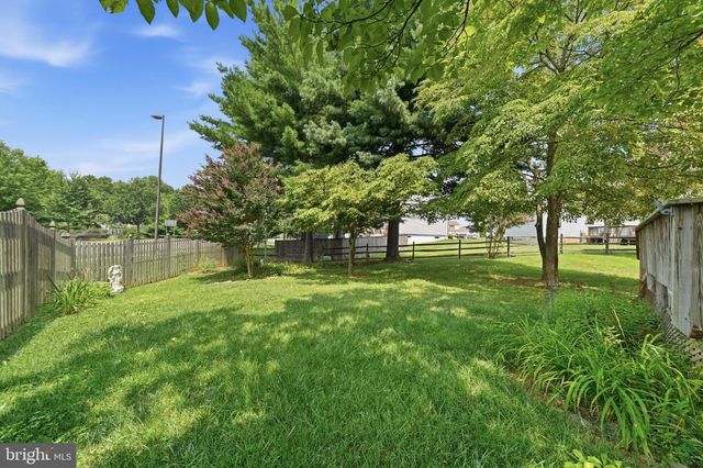 13 WARRIOR BROOK CT, Germantown, MD 20874