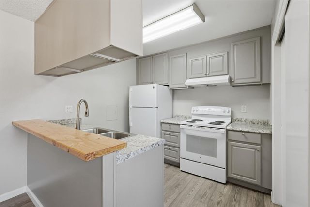 2486 Golzio Court 1, San Jose, CA 95133