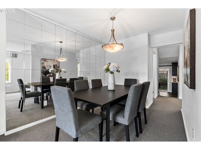 1442 Sw 66TH Ave, Portland, OR 97225