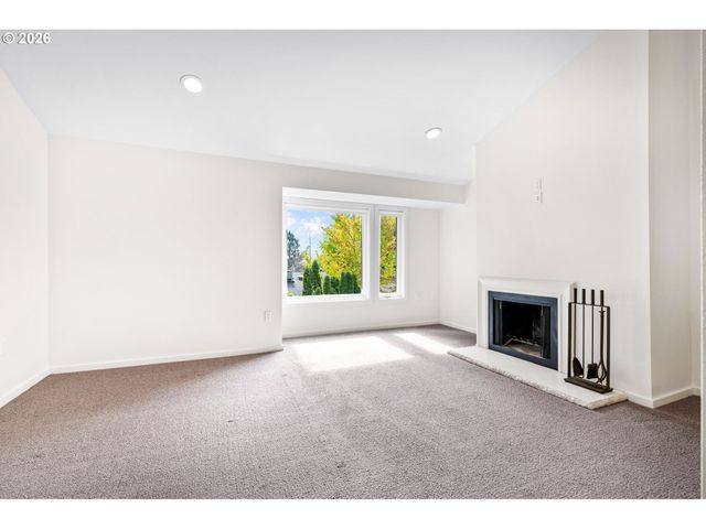 1442 Sw 66TH Ave, Portland, OR 97225