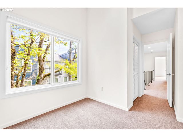 1442 Sw 66TH Ave, Portland, OR 97225