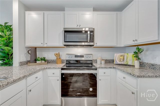 108 Coneflower Road, Bloomingdale, GA 31302