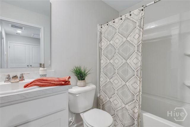 108 Coneflower Road, Bloomingdale, GA 31302