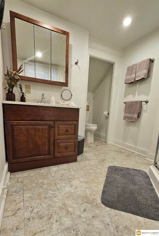 1120 Park Avenue, Omaha, NE 68105