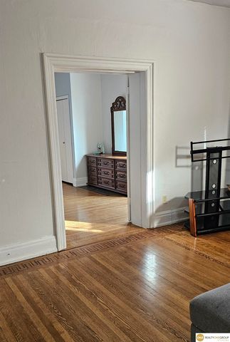 1120 Park Avenue, Omaha, NE 68105