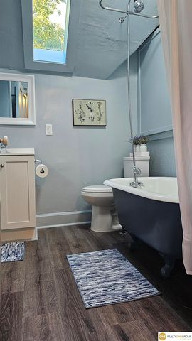 1120 Park Avenue, Omaha, NE 68105