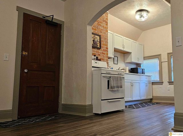 1120 Park Avenue, Omaha, NE 68105