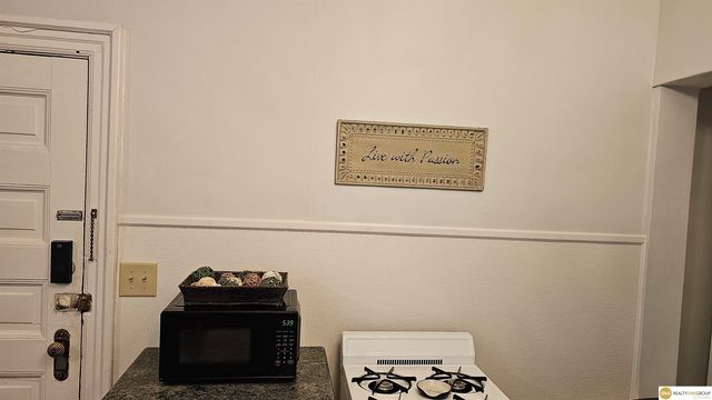 1120 Park Avenue, Omaha, NE 68105