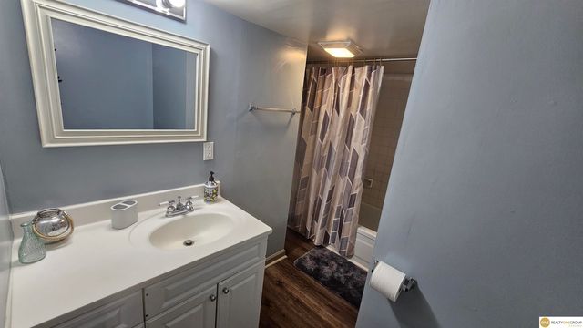 1120 Park Avenue, Omaha, NE 68105