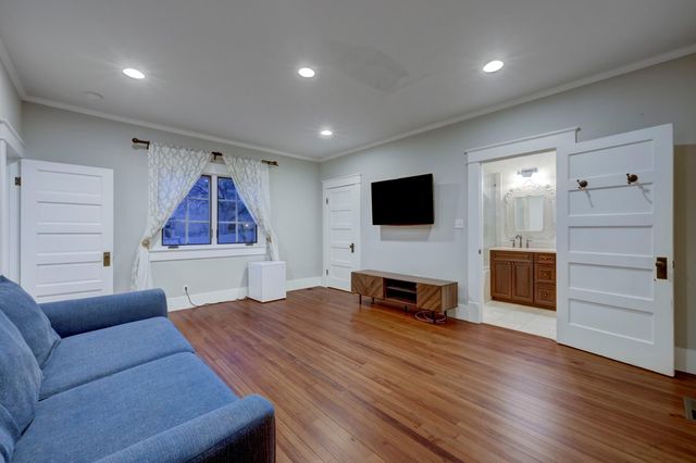 1205 Enfield RD, Austin, TX 78703