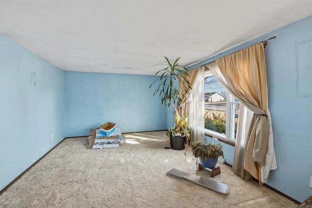 3165 HUMBOLDT ROAD, Green Bay, WI 54311