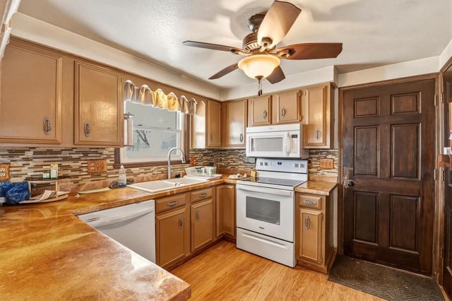 3165 HUMBOLDT ROAD, Green Bay, WI 54311