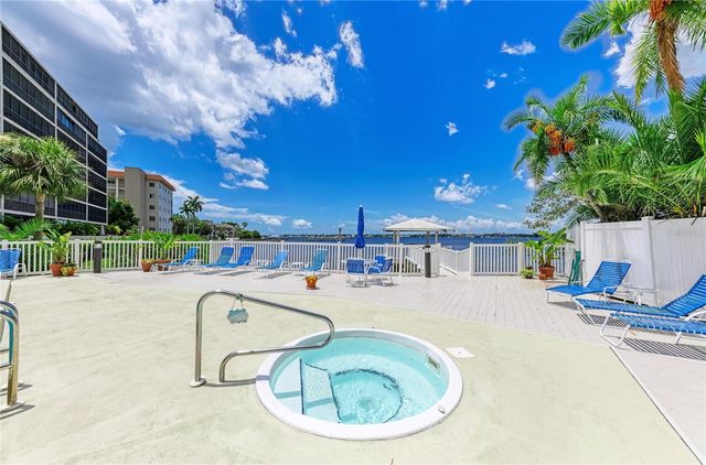 1510 1ST AVENUE W 503, Bradenton, FL 34205