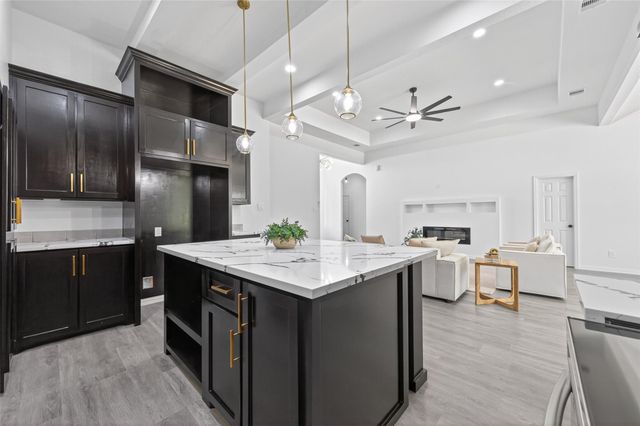 1014 Exotic Pine Drive, Huffman, TX 77336