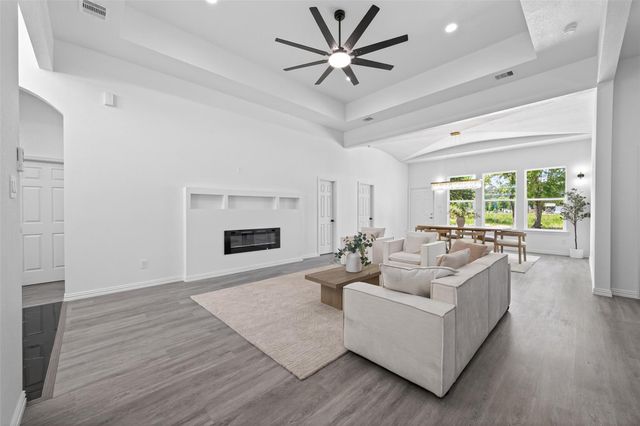 1014 Exotic Pine Drive, Huffman, TX 77336