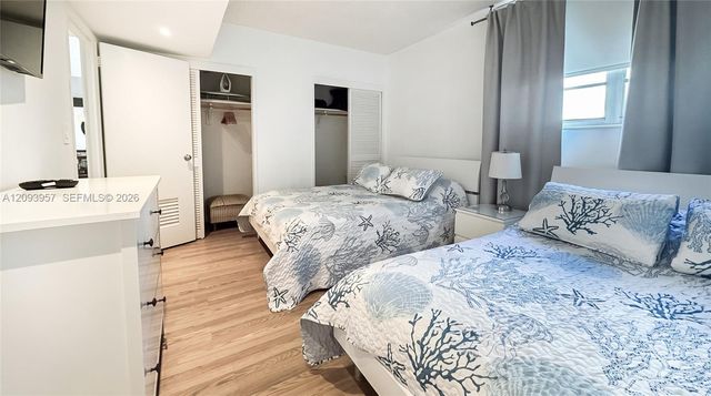 3901 S Ocean Drive 15R, Hollywood, FL 33019