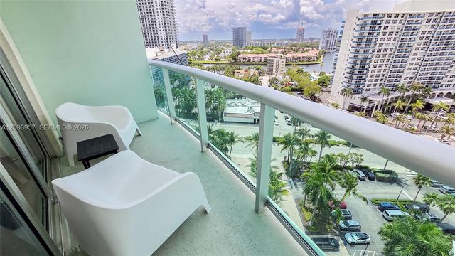 3901 S Ocean Drive 15R, Hollywood, FL 33019