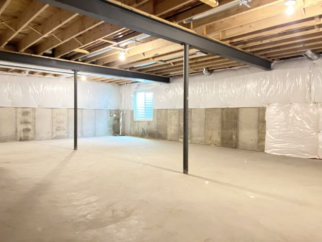 514 COBBLESTONE Circle, Harvard, IL 60033