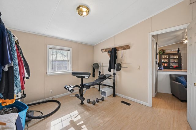 1550 Golds Valley Road, Dry Ridge, KY 41035