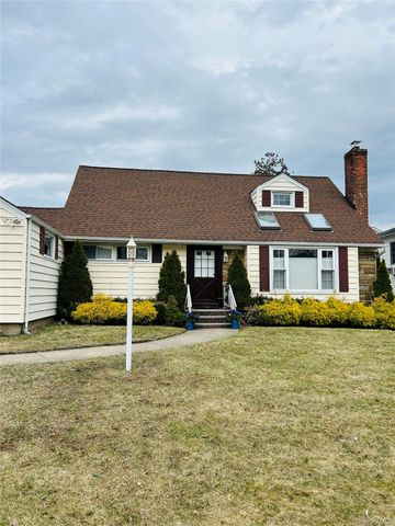 173 Wetherill Road, Garden City, NY 11530