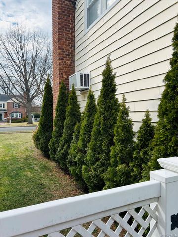 173 Wetherill Road, Garden City, NY 11530