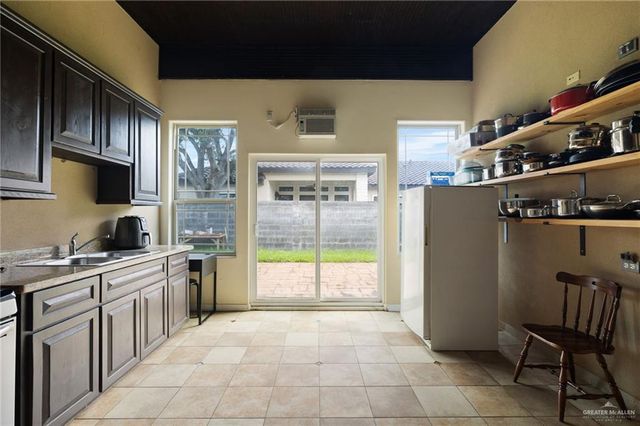 2309 W Rhin Drive, Edinburg, TX 78539