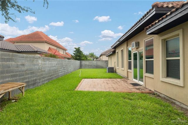 2309 W Rhin Drive, Edinburg, TX 78539