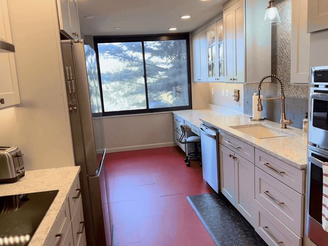 40 Village Rd. 308B, Middleton, MA 01949