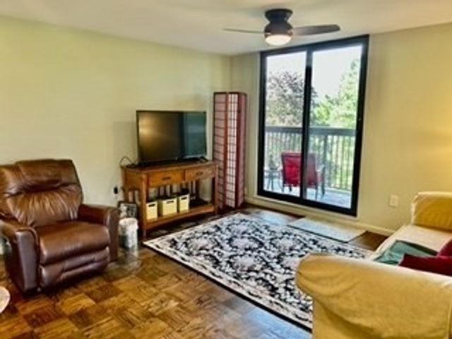 40 Village Rd. 308B, Middleton, MA 01949