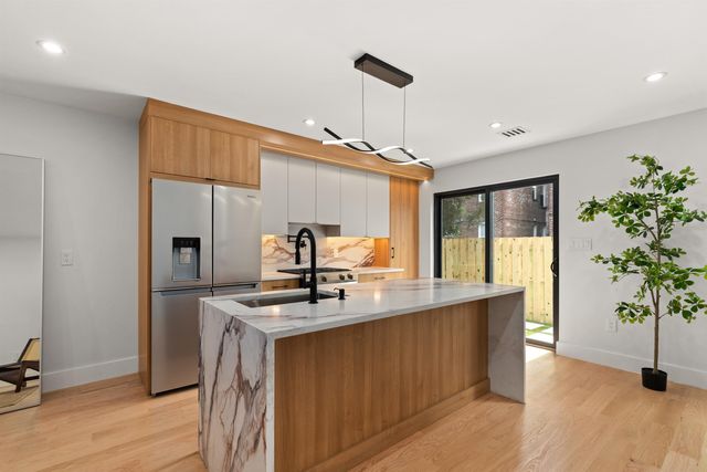 85 SHERMAN PL, Jc, Heights, NJ 07307